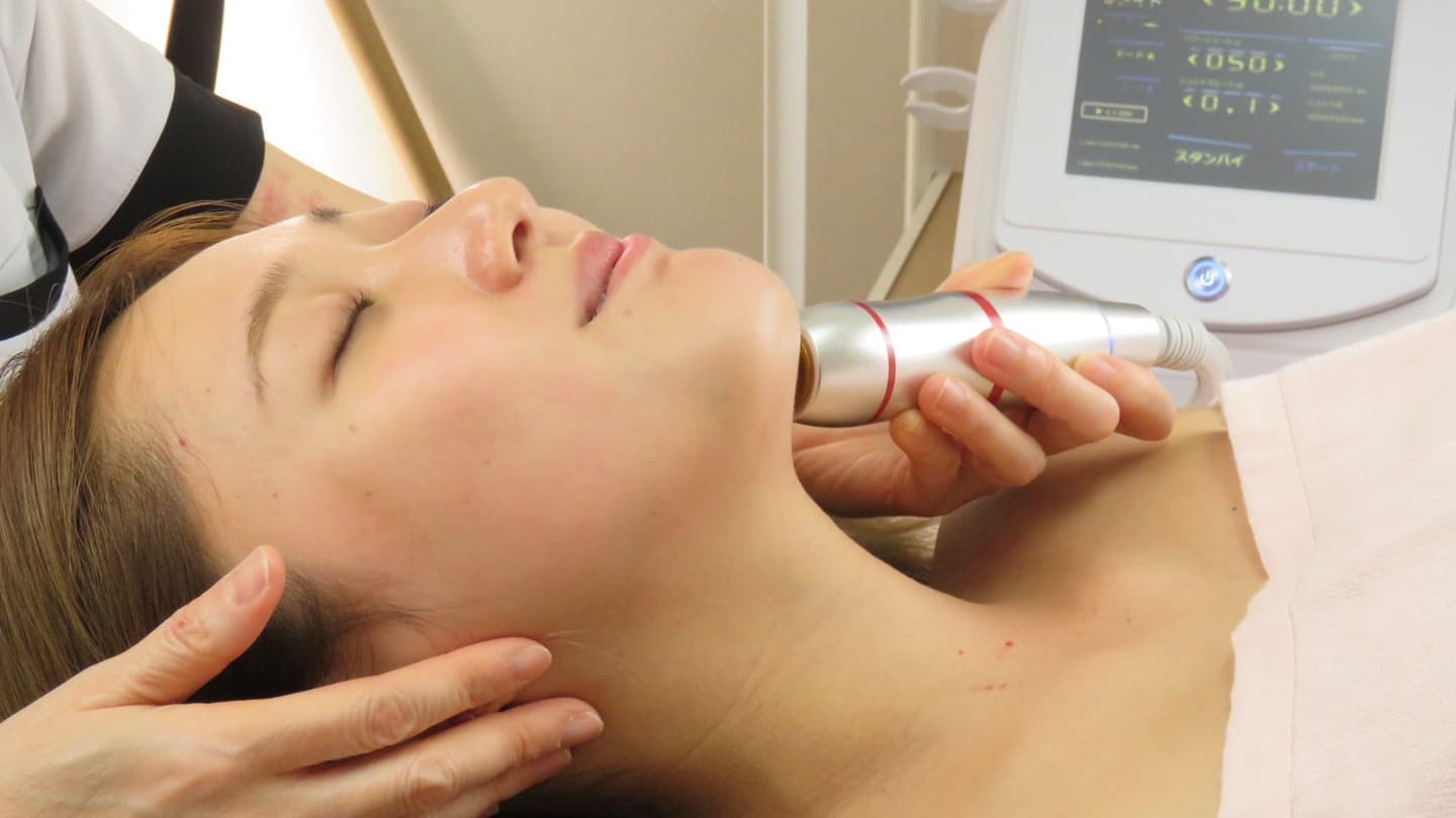 フェイスライン